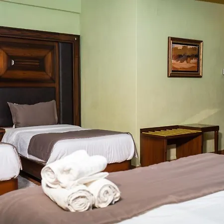 델라스 부티크 호텔 칼람파카