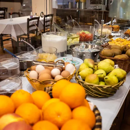 델라스 부티크 호텔 칼람파카