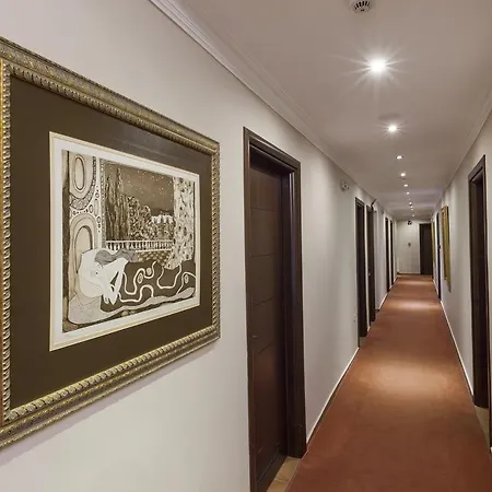 Dellas Boutique Отель