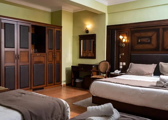 Dellas Boutique Hotel 3*