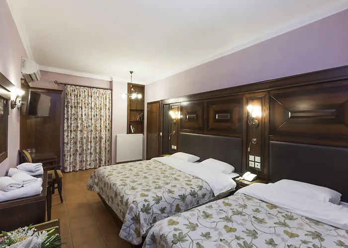 Dellas Boutique Hotel 3*