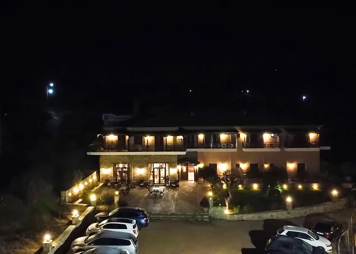 Dellas Boutique קאלאבאקה