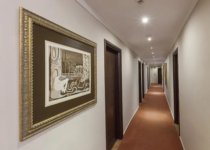 Dellas Boutique Hotel